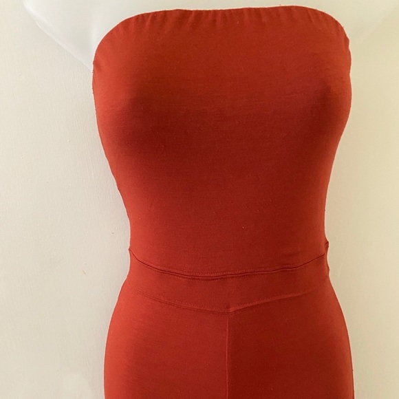 💥🔥💥 Strapless Wide-Leg Jumpsuit NWOT - Picture 6 of 9